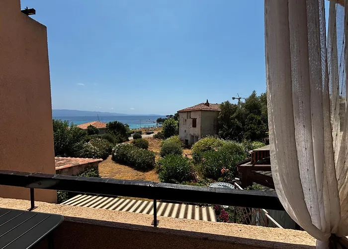 Apartment Casamea - Marinella T2, Vue Mer, A 2min,